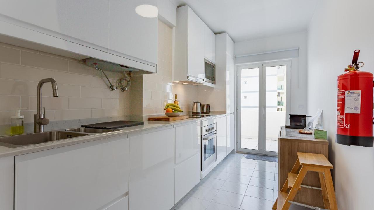 Bright 1Bdr Apartment W/Balcony By Lovelystay Vila Real de Santo António Dış mekan fotoğraf